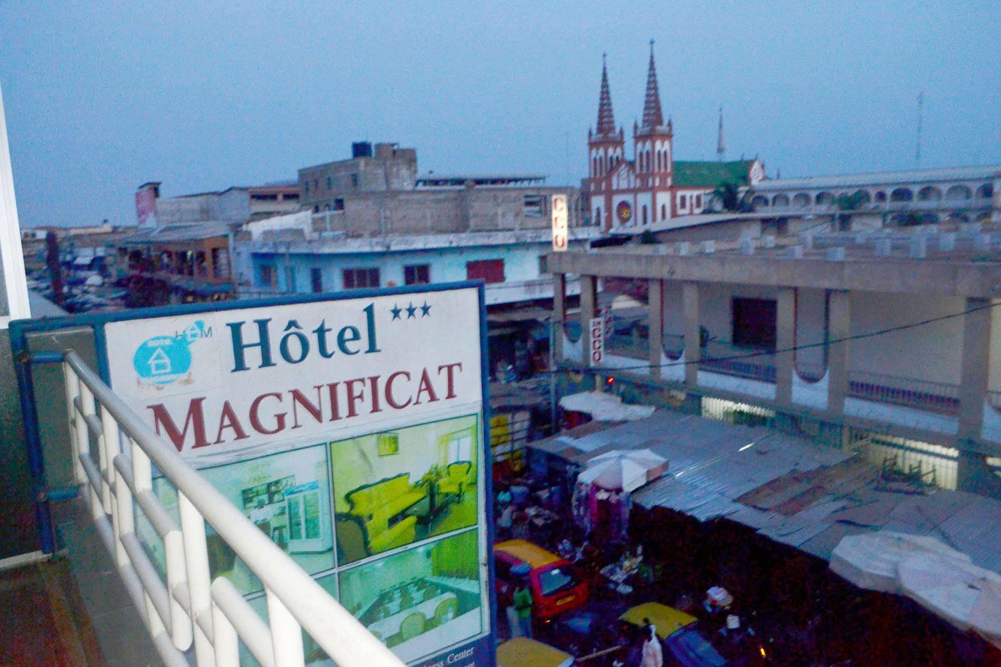 Hotel Magnificat Lomé Exterior foto